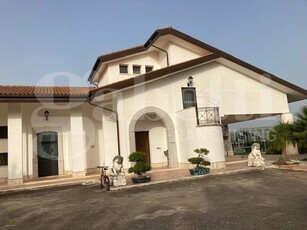 Villa in S.S. 18, Eboli (SA)