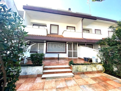 Casa a Santa Marinella in Via Giunone Lucina