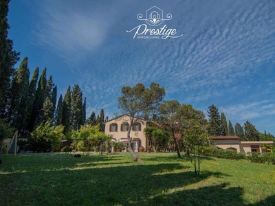 Villa in vendita a Collesalvetti Livorno Nugola