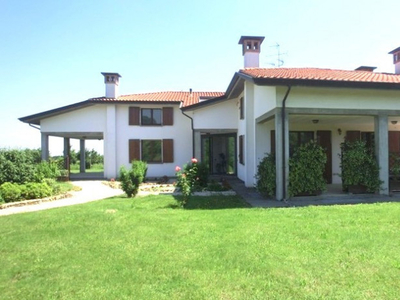 villa in vendita a Imola