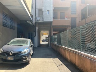 Monolocale in Affitto a Milano, 900€, 45 m²