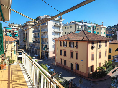 Appartamento da ristrutturare in via privata castruccio 7, Rapallo