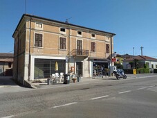 Appartamento in Via Villanova Debellis 101 in zona Villanova de Bellis a San Giorgio Bigarello