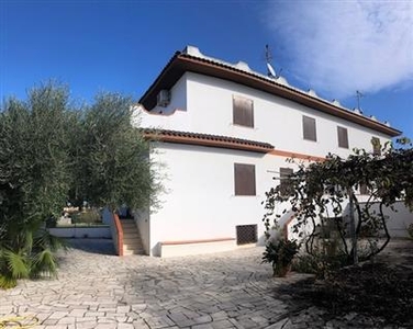 Villa - Bifamiliare a Centrale, San Felice Circeo