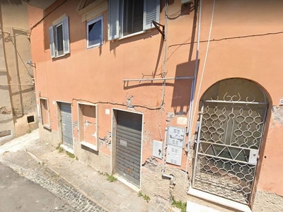 2 Cantine Genzano di Roma Via Nazario Sauro