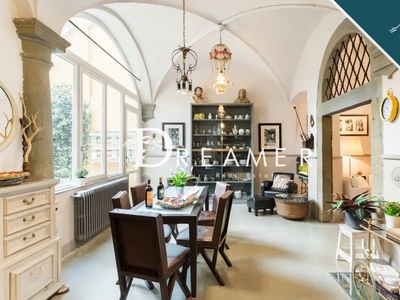 Appartamento di prestigio di 200 m² in vendita Via dei Serragli 48, Firenze, Toscana