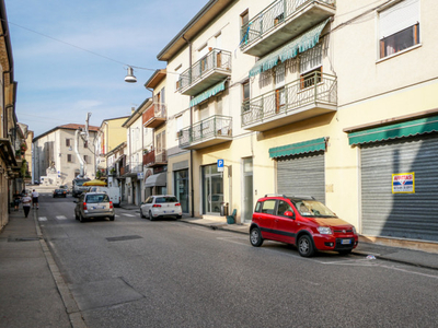 Negozio / Locale in affitto a Monteforte d'Alpone - Zona: Monteforte d'Alpone - Centro