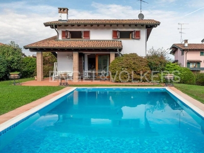 Villa di 231 mq in vendita Via Verona, 2, Castelletto sopra Ticino, Novara, Piemonte