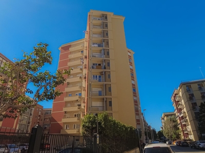Appartamento di 5 vani /130 mq a Bari - San Pasquale alta