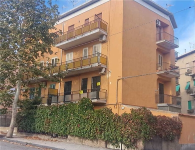 Appartamento in Vendita a Messina Via Socrate,, 307-37
