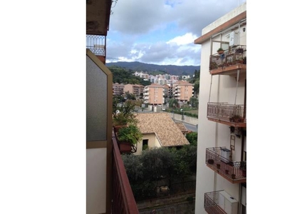 Quadrilocale in affitto a Messina, Frazione Minissale, Via Minissale 20