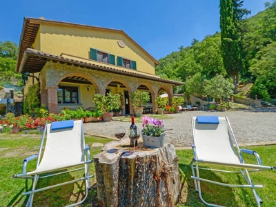 Casa a Cortona con barbecue, giardino e terrazza + bella vista
