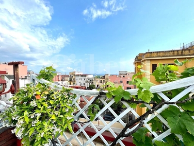 Casa indipendente vista mare a Pozzuoli