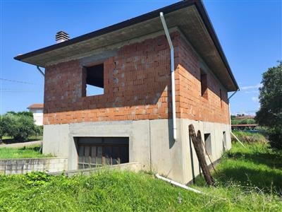 Casa singola in buono stato di 88 mq. a Massarella