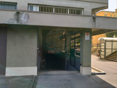 garage in vendita a Terni