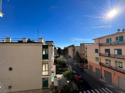Vendita Appartamento Via Turati, Savona