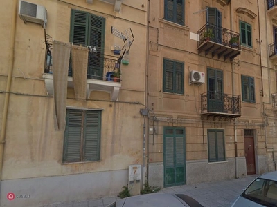 Appartamento in Vendita in Via Paolo Emiliani Giudici 18 a Palermo