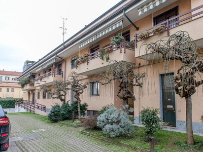 Appartamento in Vendita in Via Quarto Cagnino 24 a Milano
