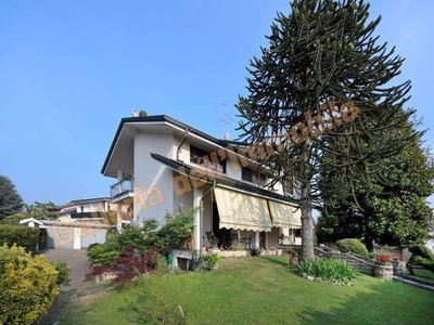 Casa in vendita in Basiglio, Italia