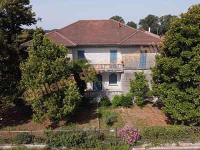 Casa in vendita in Cisliano, Italia