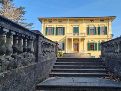 Casa in vendita in Lucca, Italia