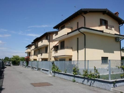 Casa in vendita in Santo Stefano Ticino, Italia