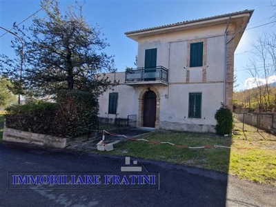 Casa singola seminuova in zona Collebigliano a Civitella del Tronto