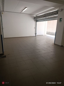 Garage/Posto auto in Vendita in Via Adolfo Holm 52 a Palermo