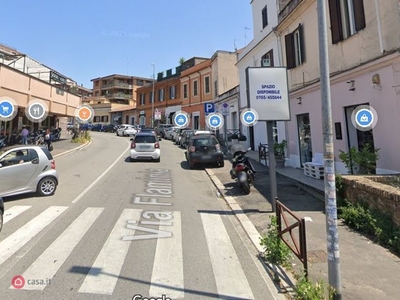 Negozio/Locale commerciale in Vendita in Via Flaminia Vecchia a Roma