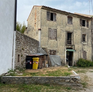 Terratetto da ristrutturare a Cappella Maggiore