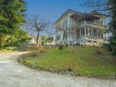 Prestigiosa villa in vendita Via Giuseppe Verdi, Gemonio, Varese, Lombardia