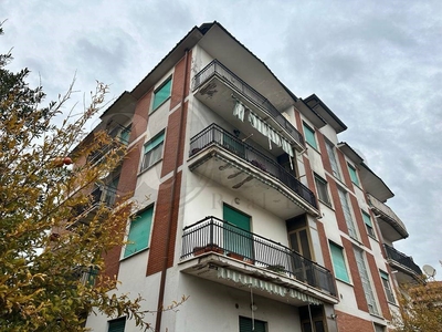Appartamento in vendita a Frosinone via Valle Fioretta, 48