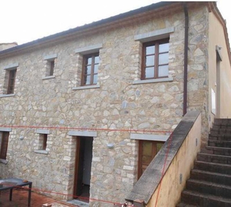 Appartamento in Vendita ad Gaiole in Chianti - 101250 Euro