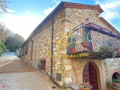 Appartamento in Vendita in Via del Poggetto 6 a Montecatini Val di Cecina