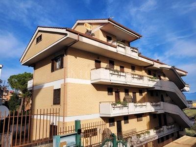 Casa a Monterotondo in Via S.Martino, Santa Maria