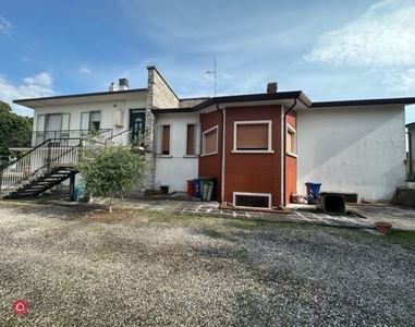 Casa Bi/Trifamiliare in Vendita in Via G. Zinetti a Sanguinetto