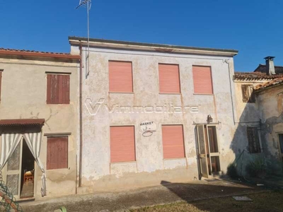 Casa Bifamiliare in Vendita ad Noventa Vicentina - 55000 Euro