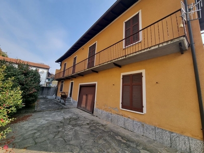 Casa indipendente in Vendita in Via Intra Premeno 33 a Verbania