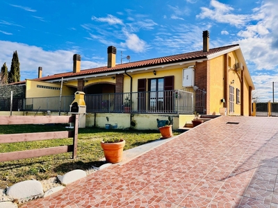 Casa indipendente in Via cassiano, Monte San Vito, 5 locali, 2 bagni
