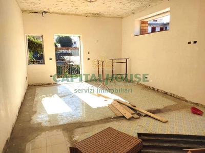Casa semindipendente a Baiano, 3 locali, 1 bagno, 115 m² in vendita