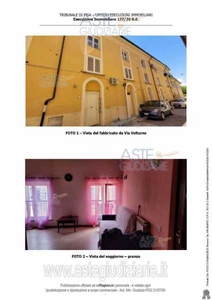 edificio-stabile-palazzo in Vendita ad Ponsacco - 37875 Euro