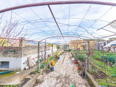 Terreno edificabile in vendita a Guidonia Montecelio