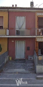Villa a schiera in Via s. Carlo, Cesena, 4 locali, 1 bagno, 110 m²