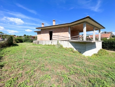 Villa in vendita a Ronciglione