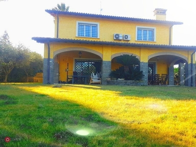 Villa in Vendita in Via Monte Porzio Catone a Zagarolo