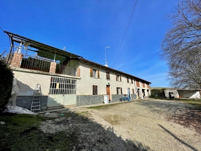 Vendita Cascina Via Santuario 19, Castiglione Tinella