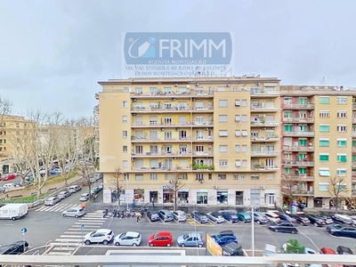 Appartamento di 85 mq in vendita - Roma