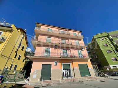 Appartamento di 87 mq in vendita - Montecorvino Rovella