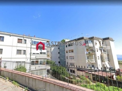 Appartamento in Vendita a Napoli, 340'955€, 116 m²