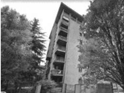 Appartamento in Via Albinoni 3 in zona San Biagio, Cazzaniga a Monza
